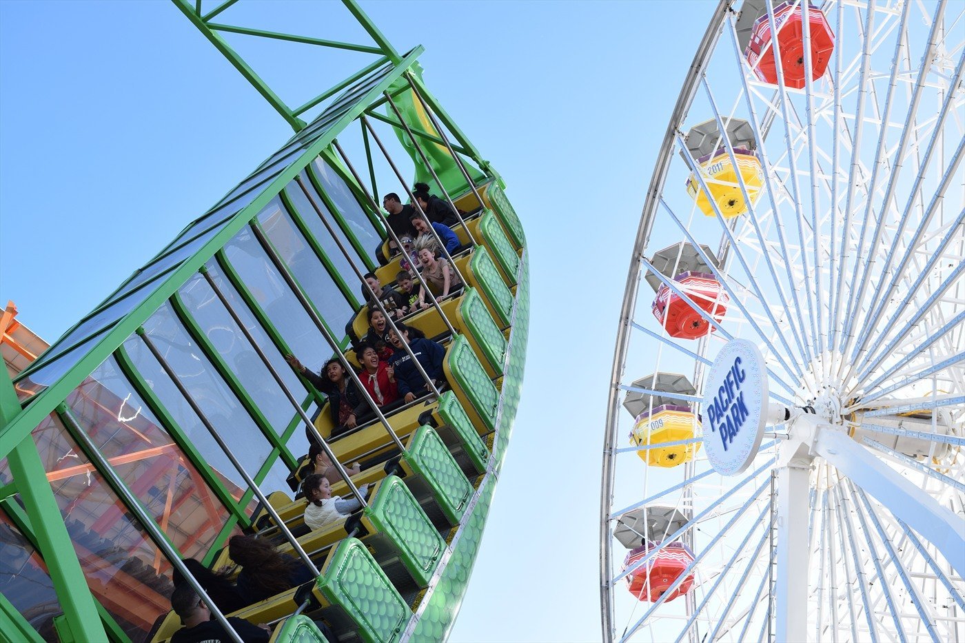 Sea Dragon on the Santa Monica Pier