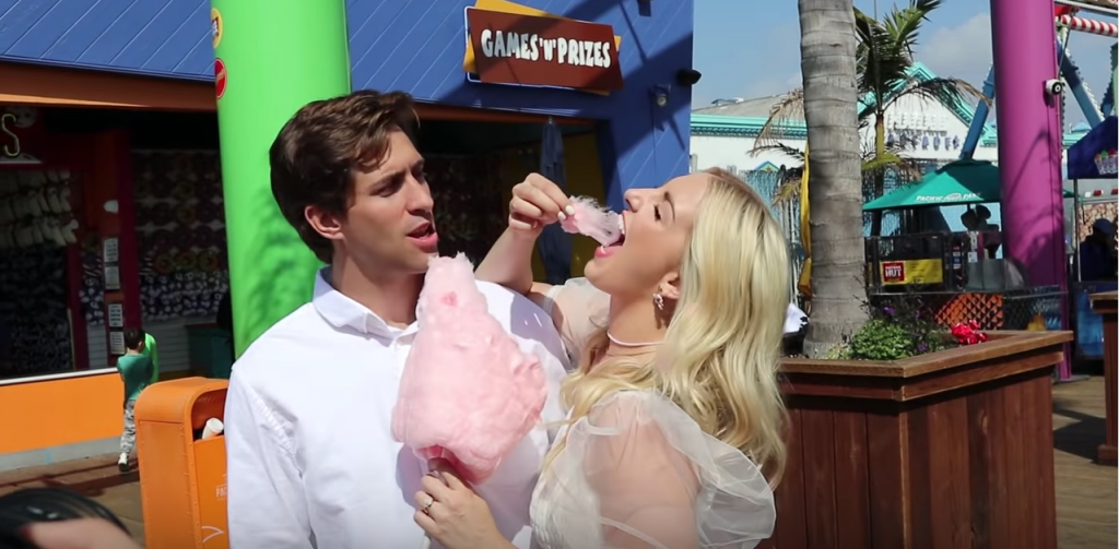 Couple eating cotton candy at Pacific Park