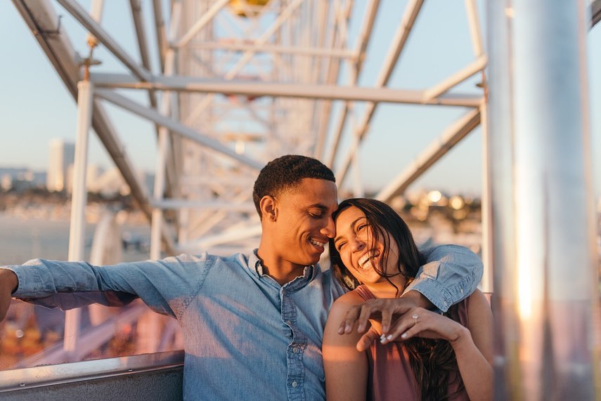 Couple on the Pacific Wheel Ferris wheel