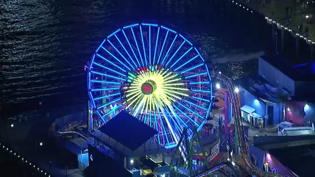 Taco on the Pacific Wheel Ferris wheel lights