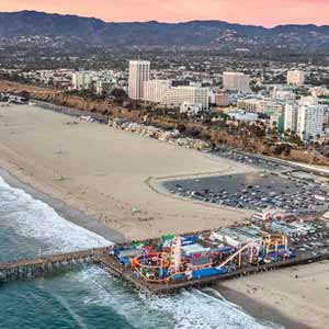 Race on the Santa Monica Pier in Mario Kart Tour Los Angeles