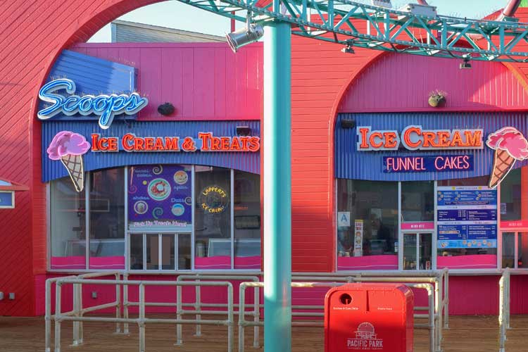 Exterior of Scoops Ice Cream on the Santa Monica Pier